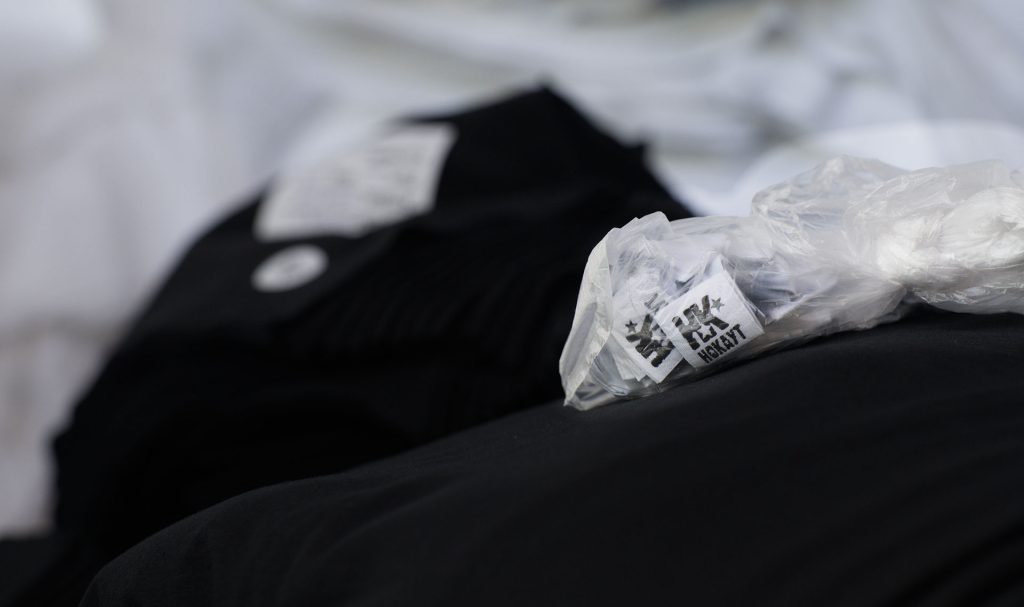 EAM Facatory in Shtip - producing the Nokaut collectors edition t-shirt "Знаеш каде да ме најдеш..."